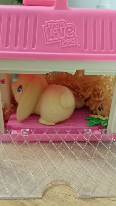 Морско свинче с 3 изненади Mama Surprise - Moose toys