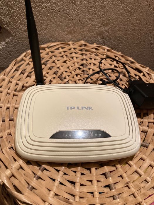 Продавам Рутер TP-LINK
