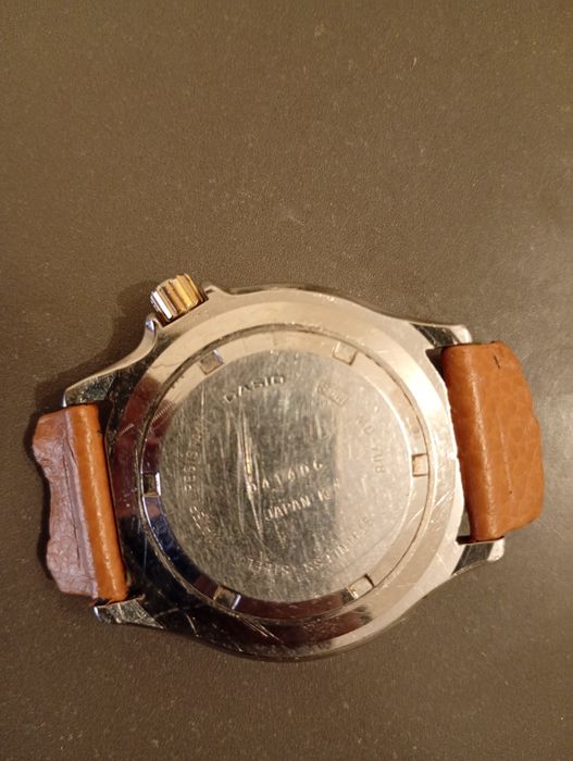 Ceas cassio de bărbat  vând 600