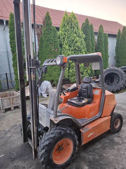 Ausa CH 150 Stivuitor 4x2 de teren