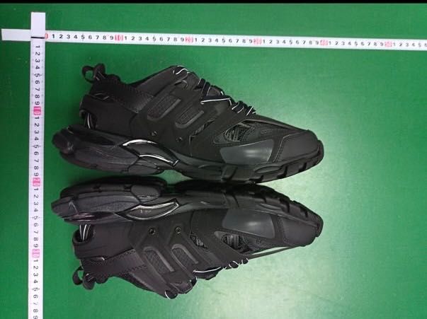 Balenciaga track 42 номер