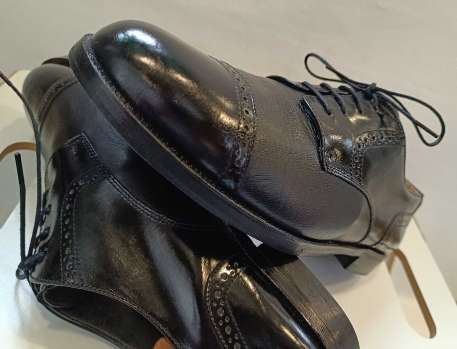 Pantofi derby 40 cap toe lucrati manual Ferradini piele naturala moale