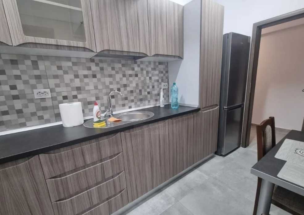 Дава се под наем Тристаен апартамент в Пловдив, Каменица 1 - 85 кв.м за 178.5 € - Снимка #4