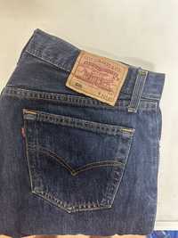 501  Levi’s original jeans