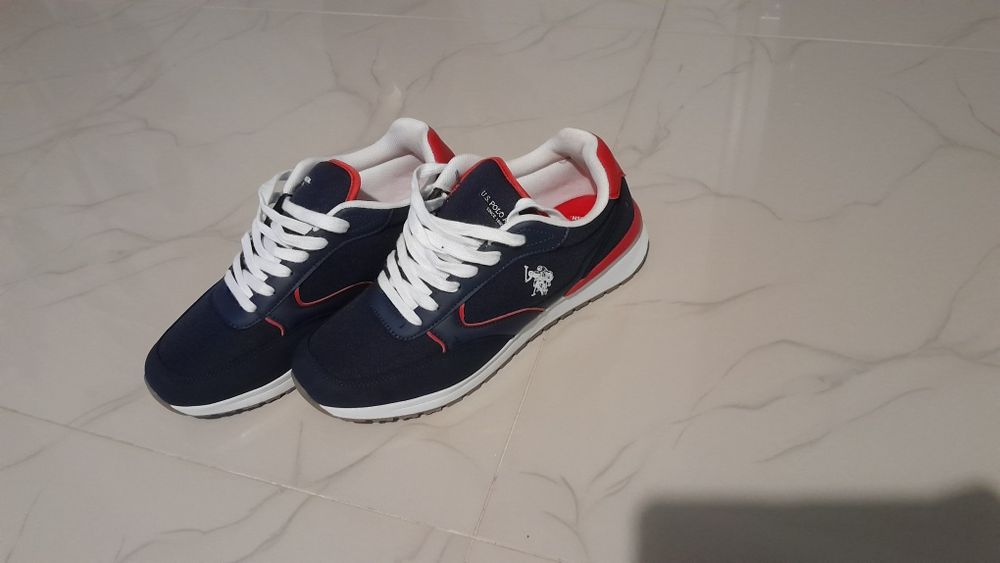 Vànd adidasi  polo assn