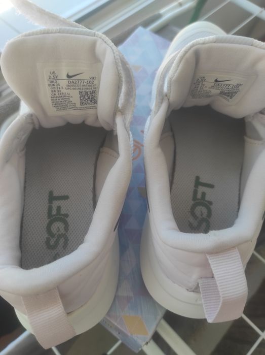 Adidași Nike fete