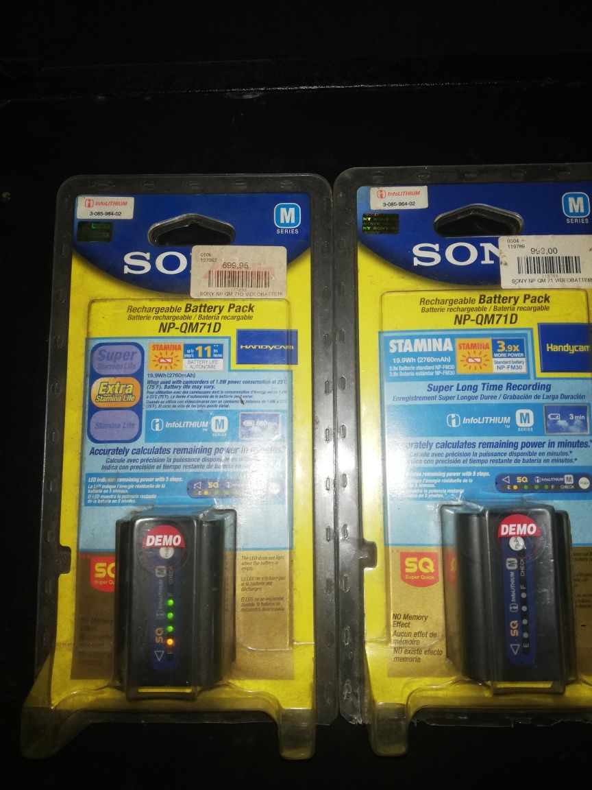 Acomulatori pt camere video sony, NP-FM 90, SQ si NP-QM 71D, SQ