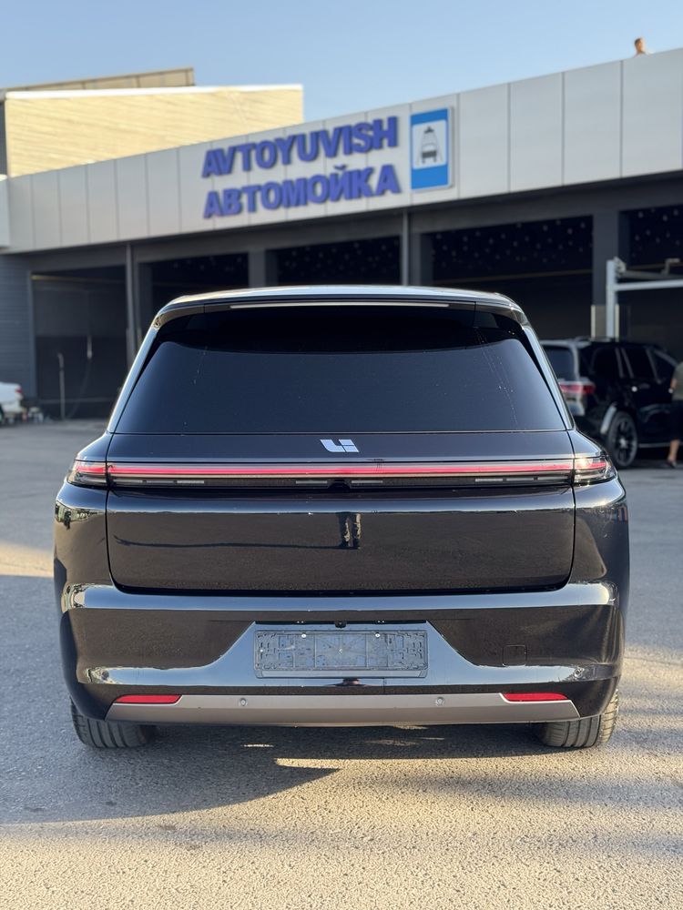 Li 8 Ultra qora salon kraskasi toza 5500km yurgan srochni sotiladi