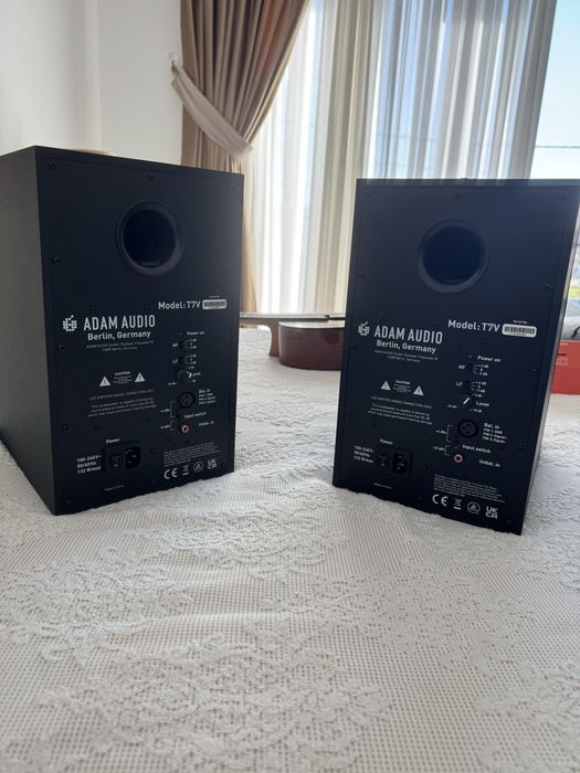 ADAM Audio T7V