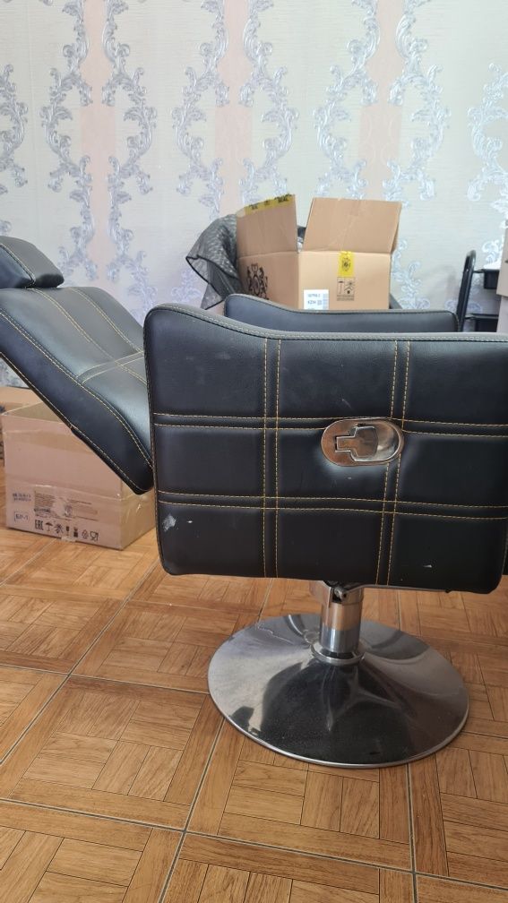 Продам мебель для салона