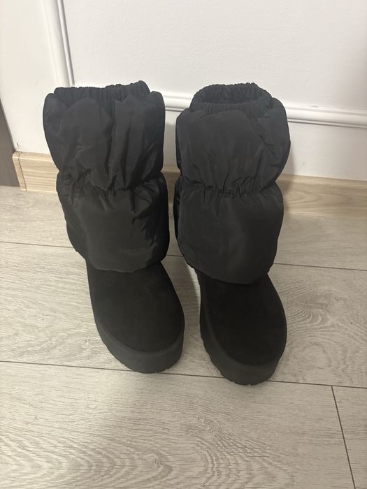 Ghete tip Ugg marime 38 nege