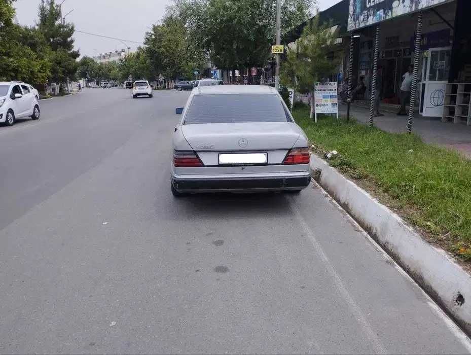 СРОЧНО! Mercedez Benz w124 - E230