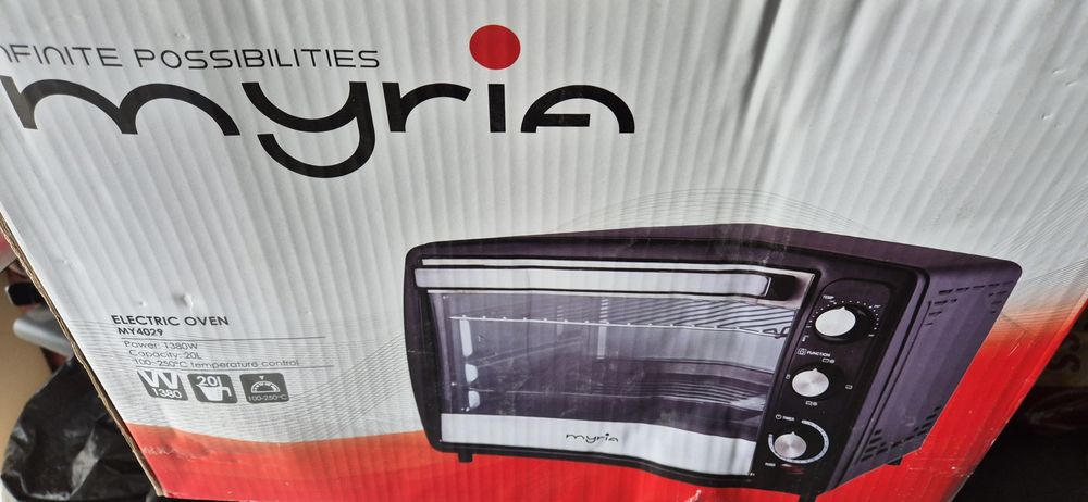 Cuptor electric MYRIA MY4029, 20l, 1380W, negru-argintiu