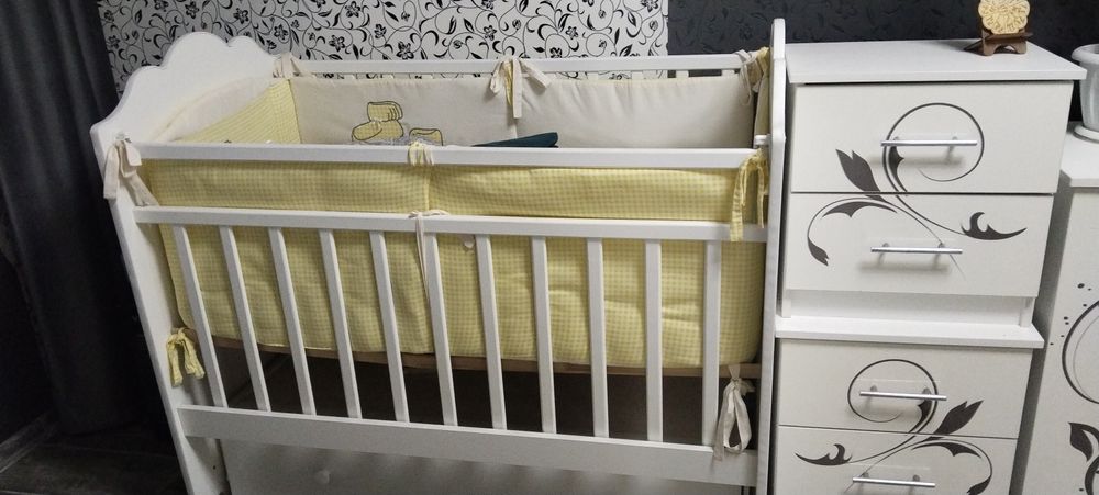 Продам детскую кровать