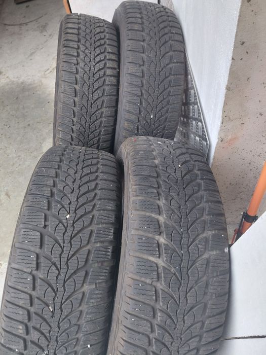 Зимни гуми 205/60R16