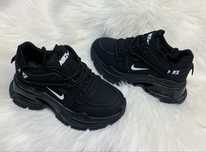 Adidași Nike superbi