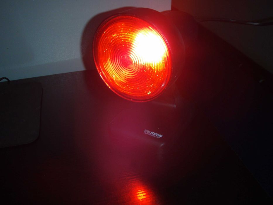 Lampa infrarosu 150W Dr KERN