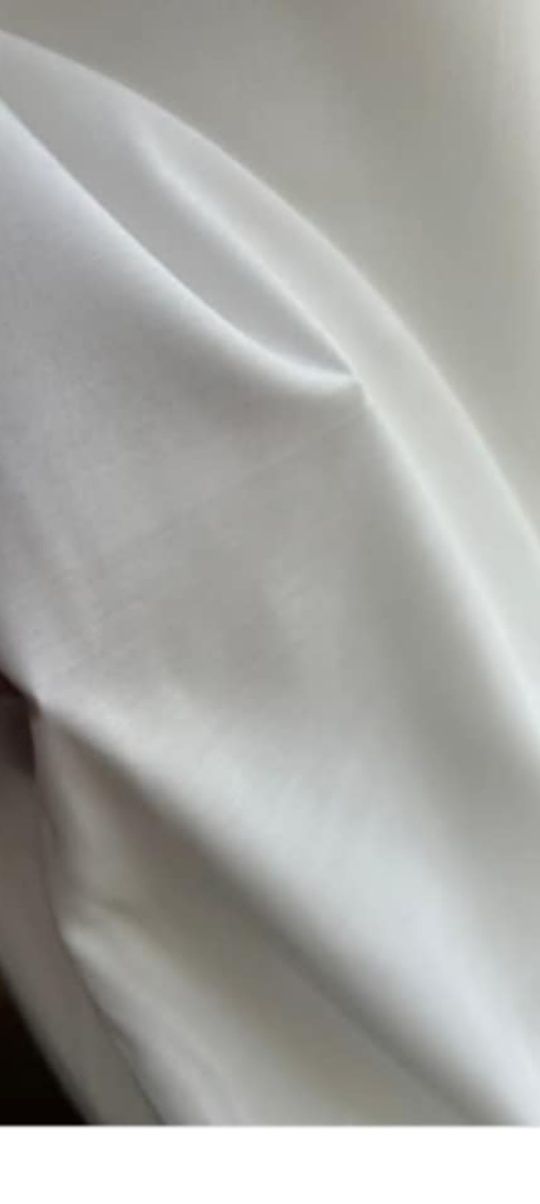 Vând 20 ml de poplin alb