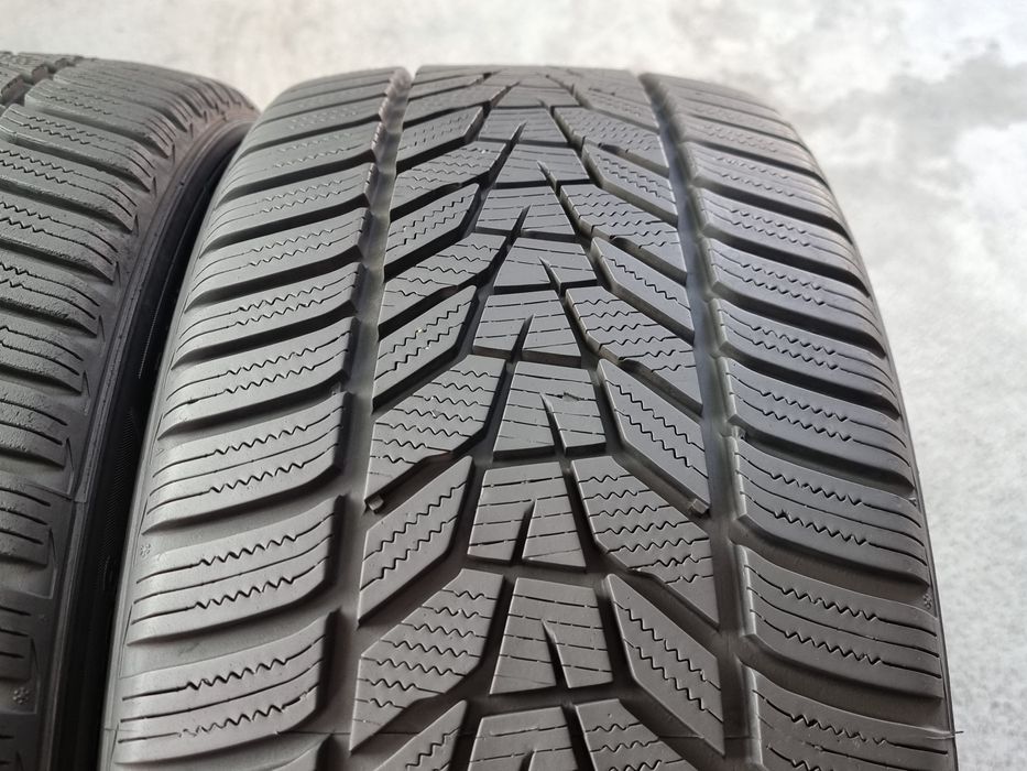 "Dot 22" 245/45/18 Hankook 4Броя: 600лв 7.5мм