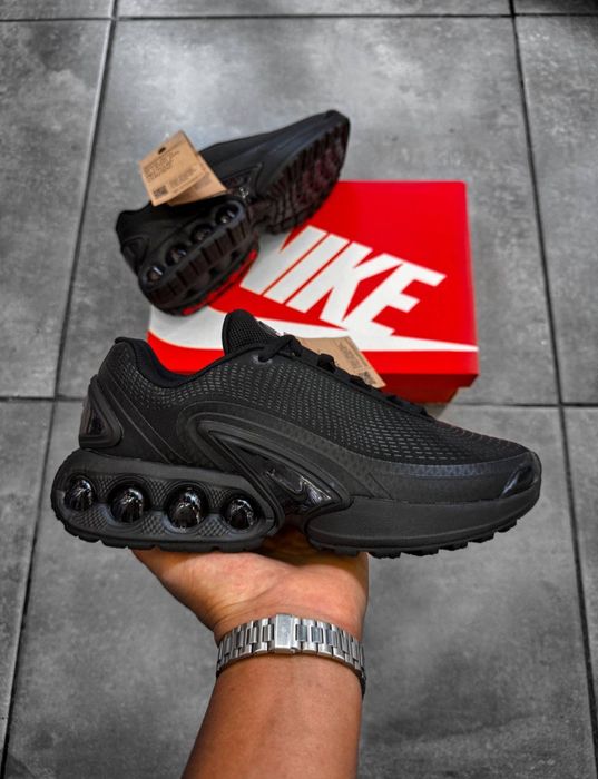 Nike Air Max DN Black мъжки маратонки