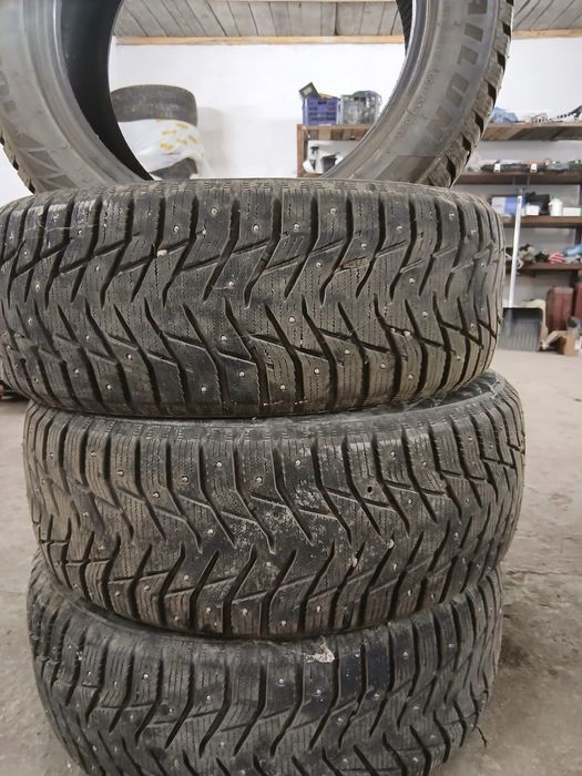 Продам зимние шины , 4 штуки в комплекте размер R17