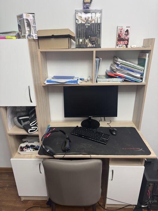 Продается детский стол