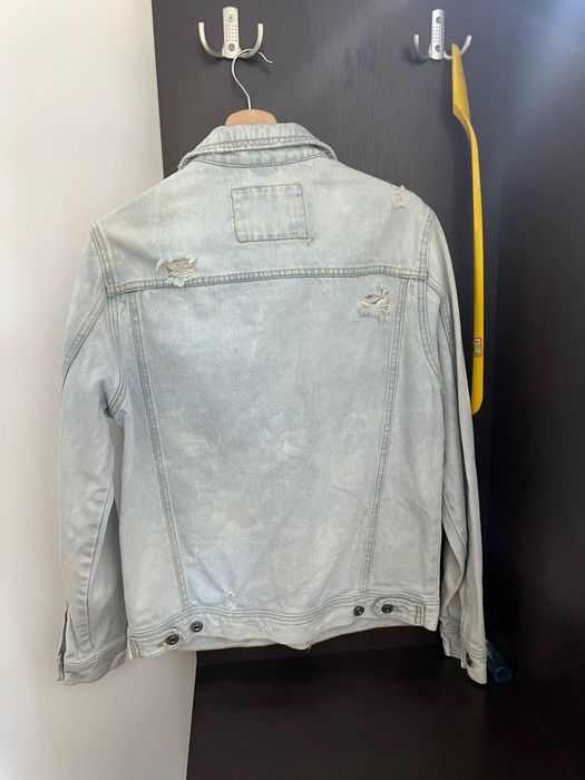 Geci de blugi noi nepurtate