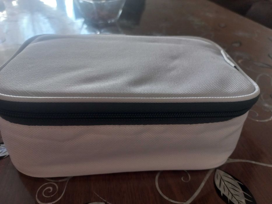 Електрическа машинка за маникюр и педикюр