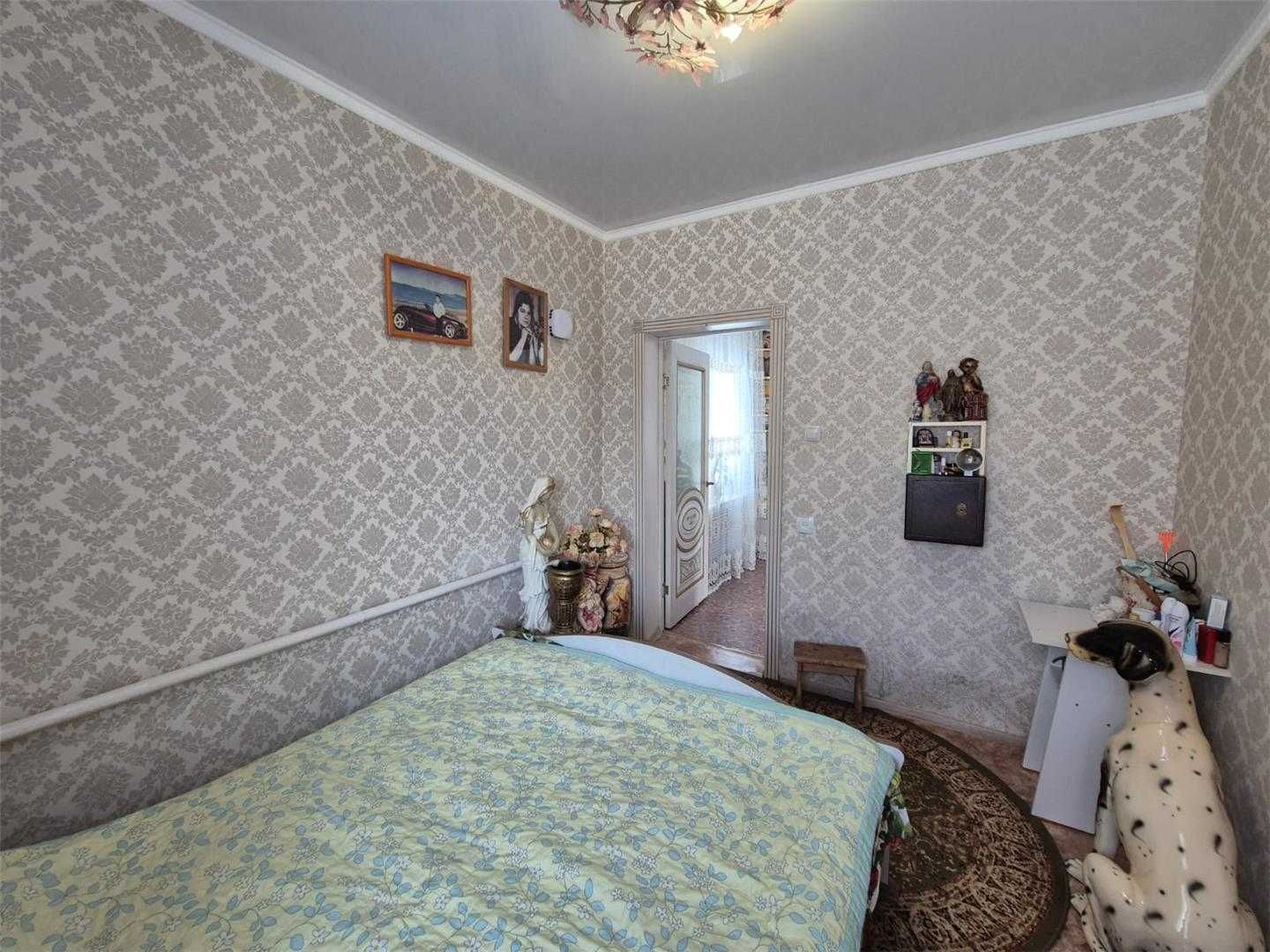 Продам 3 комн дом по ул Жамбыла, в доме 2 раздельные спальни,