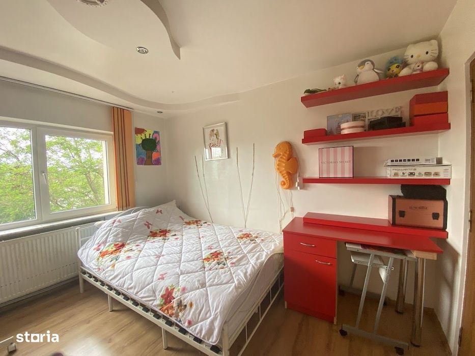 Vand ap 3 cam, Gavana, langa Spitalul Judetean, 81 mp, 110000 euro