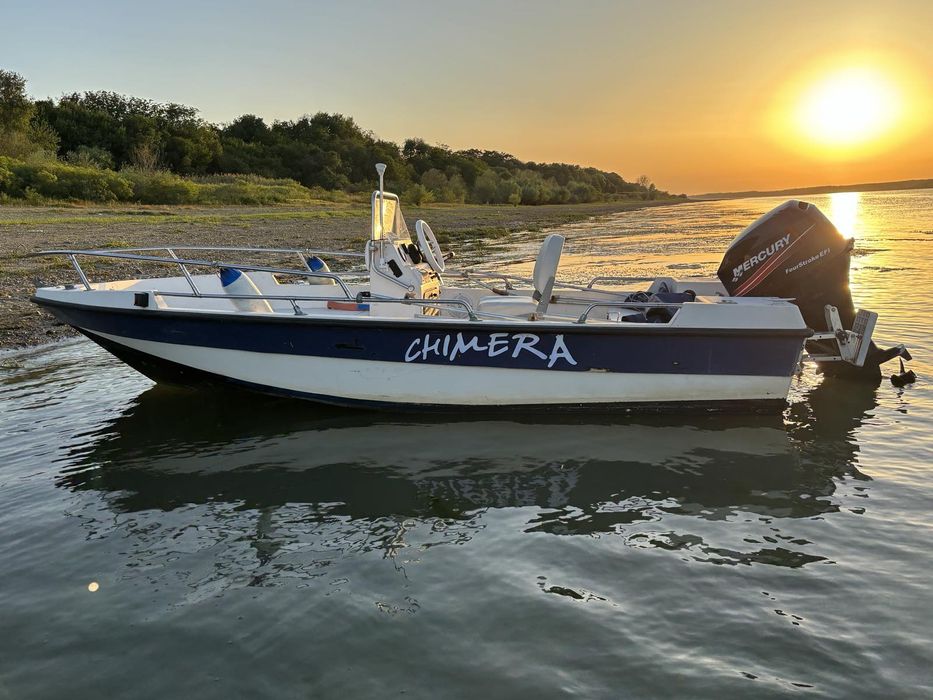 Моторна лодка меркюри 40к 4т