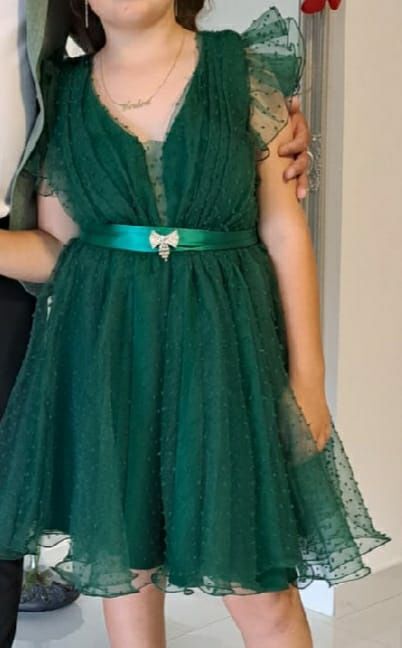 Rochii elegante , purtate câteva ore