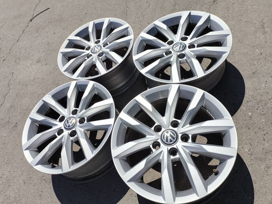 Jante 16 - VW. Volkswagen : Passat B8 / Golf / Touran - 5x112 -