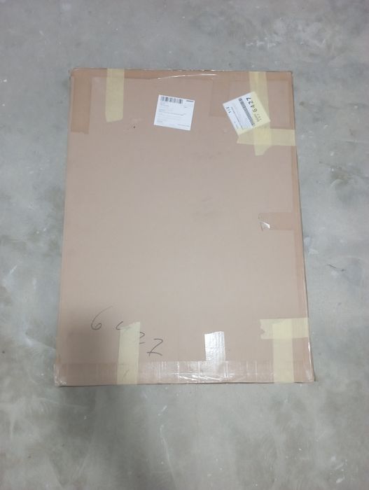 Продавам плот за трапезна маса