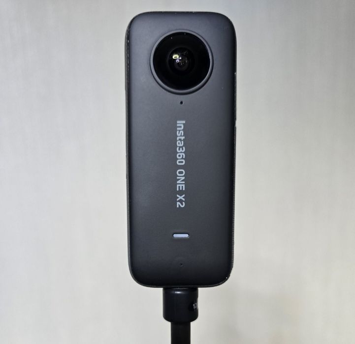 Продам insta360 one x 2