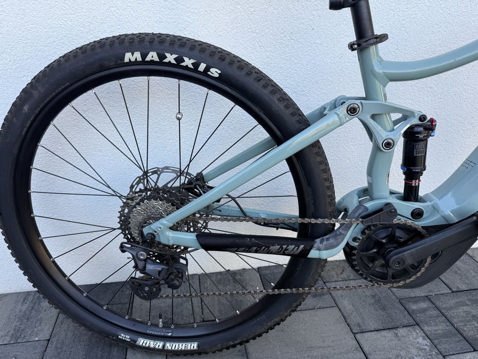 Bicicleta electrica Giant Liv