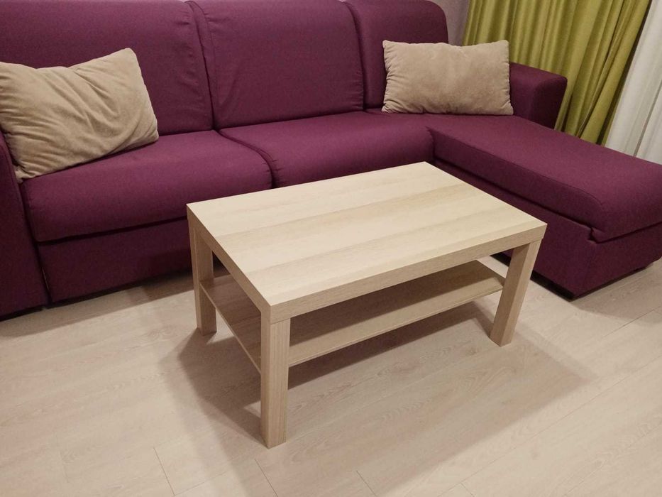 Vand masa cafea Noua STEJAR AURIU pentru living.- 170 LEI