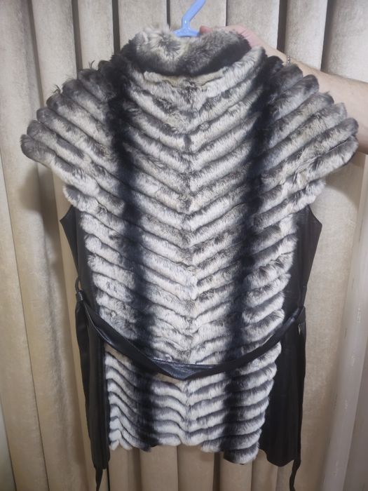 Жилетка женская натуральный мех