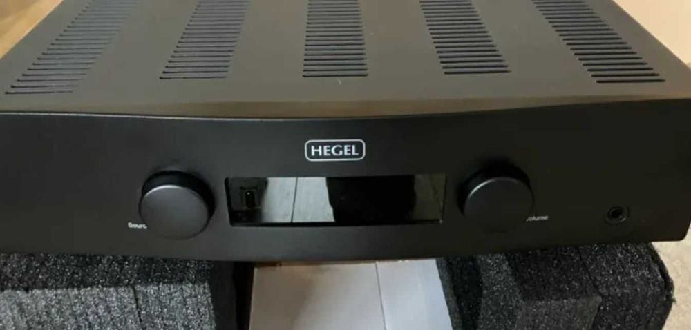 HEGEL H190 усилвател,сртимър, дак 2023г.