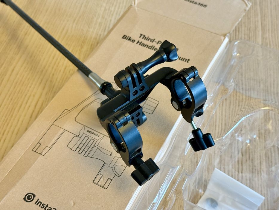 Insta360 Third-Person Bike Handlebar Mount - suport ghidon