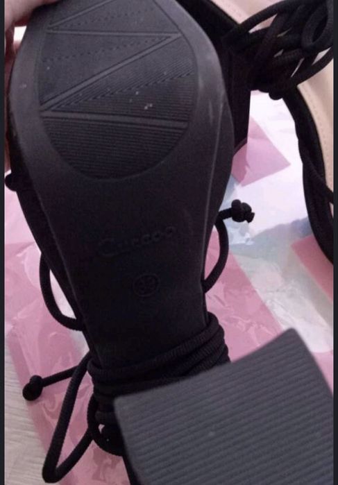 Tocuri inalte marimea 39,purtate o singură dată