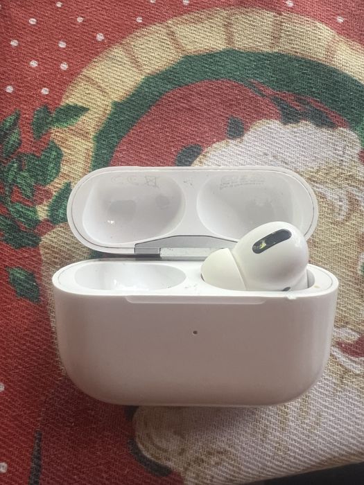 Caseta casti airpods pro (fara casca din imagine!)