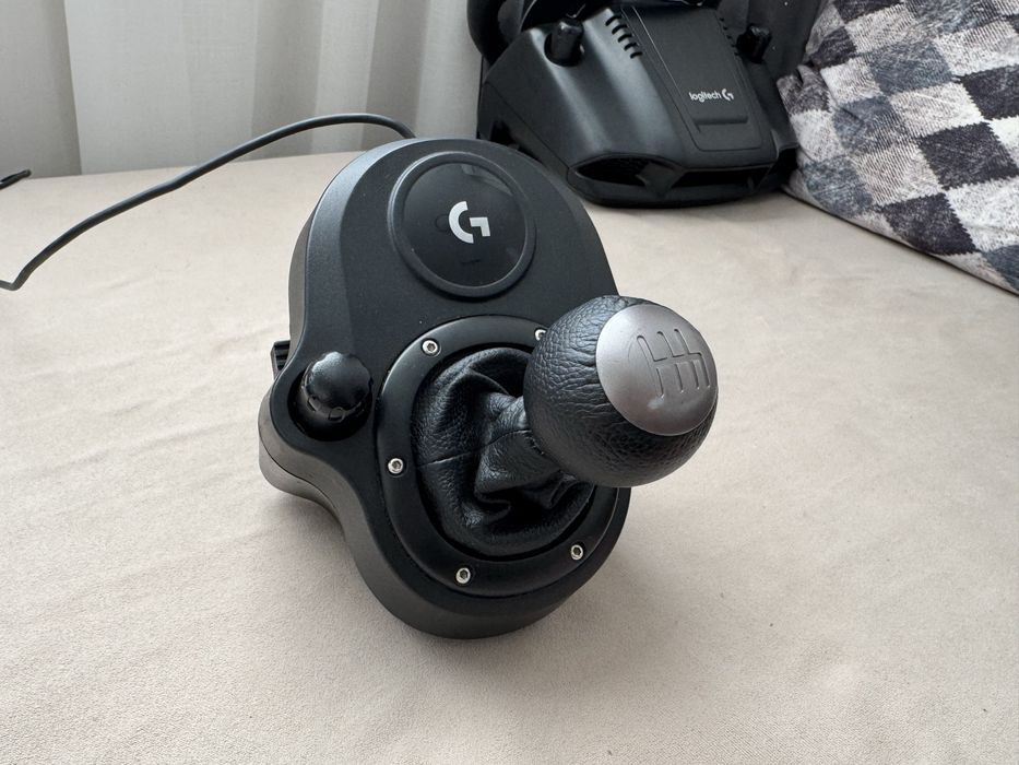 Logitech G29 + Shifter Геймърски волан PC/PS5/PS4/PS3