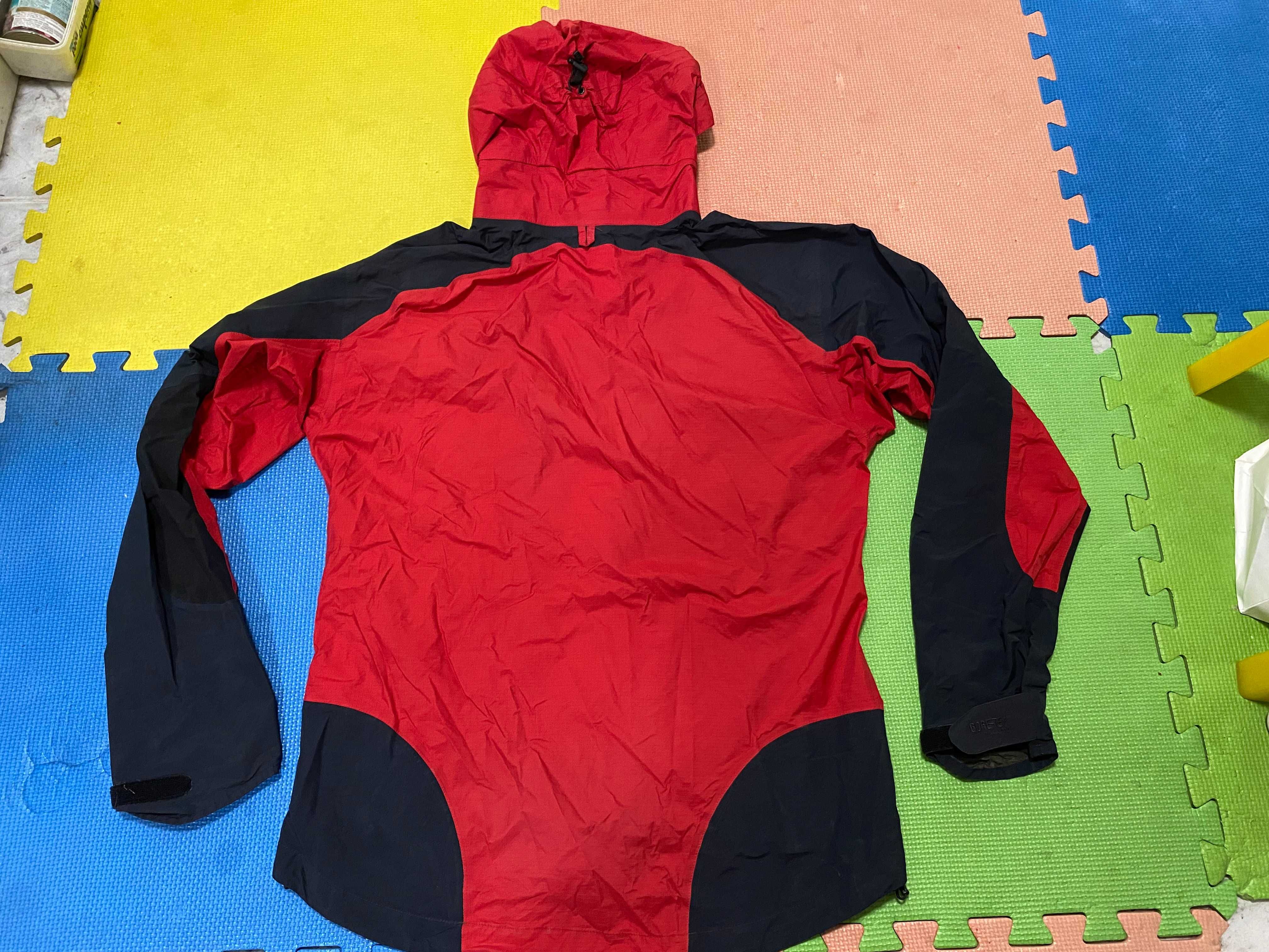 ''Norrøna Falketind Gore-Tex''оригинално мъжко яке Л размер