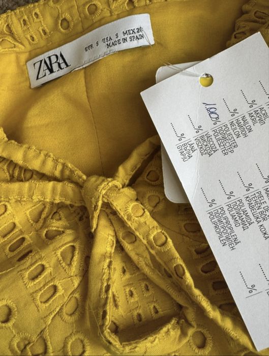 Top scurt zara marimea S