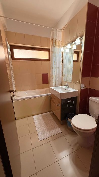 Vand apartament 3 camere - direct proprietar - mobilat si utilat