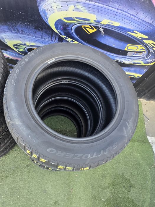 225.55.16 2x dunlop m+s toyo