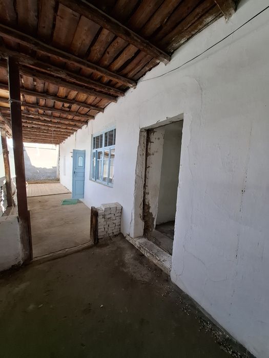 Продаётся участок 6 ст. Цена за ст. 20 000$ общая сумма 120 000$