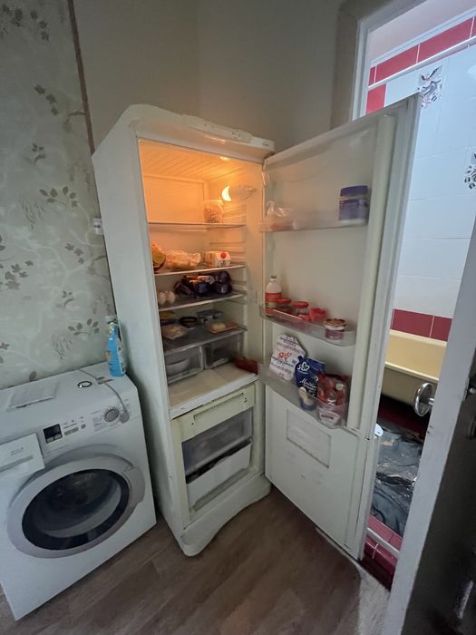 Продам холодильник.