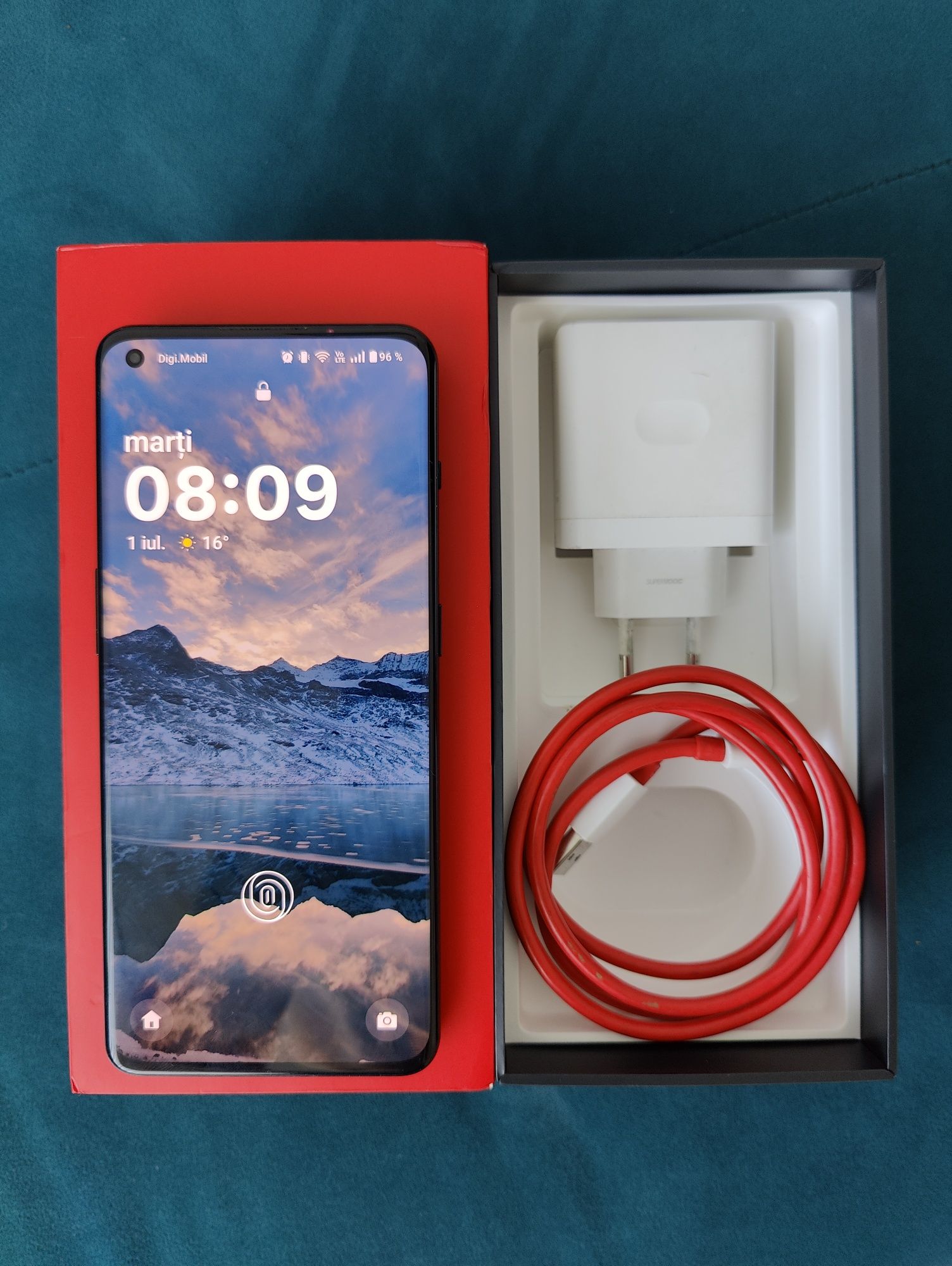 Oneplus 10 pro 256GB 12GB ram